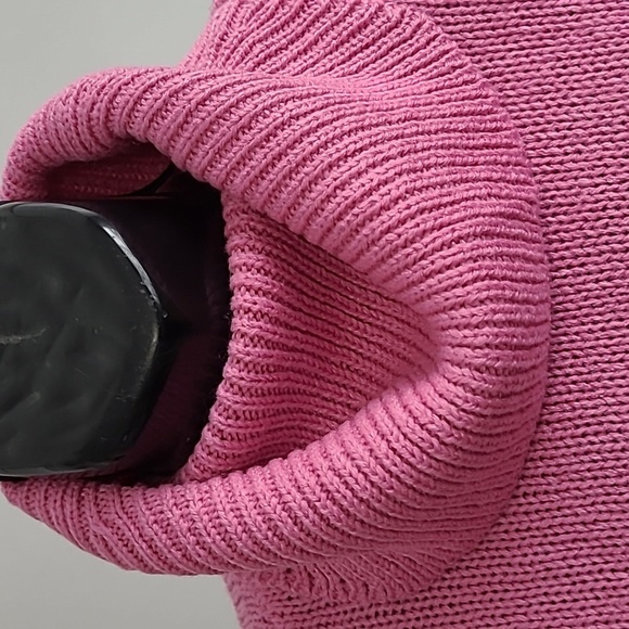 Worn once turtleneck sweater - Picture 2 of 4